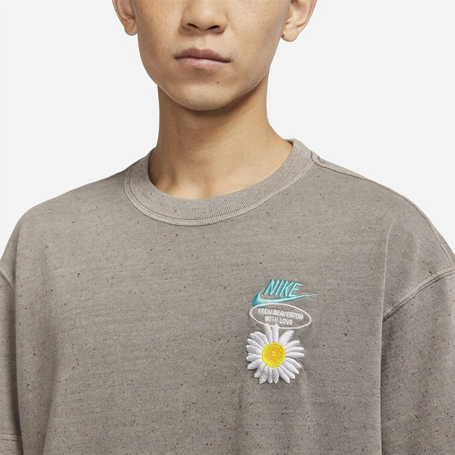 Daisy Gray Futura Tee